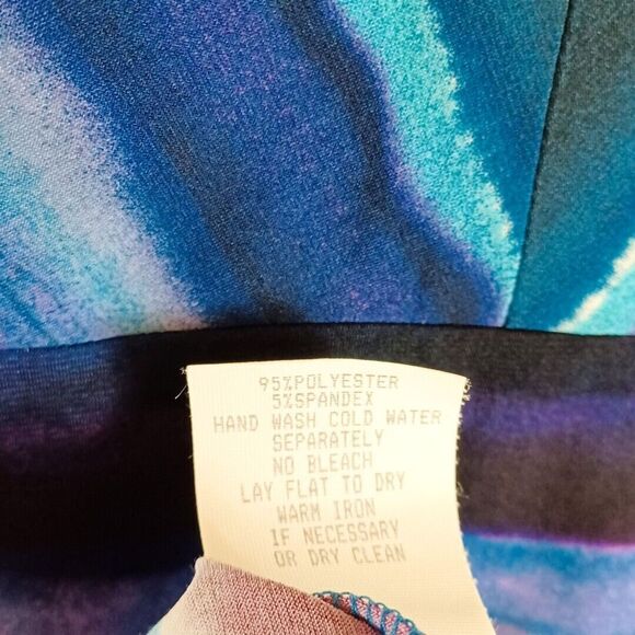 Rabbit Designs Watercolor Stripe Dress 10 NWT | Multicolor V-Neck Pleated Skirt - Picture 10 of 11